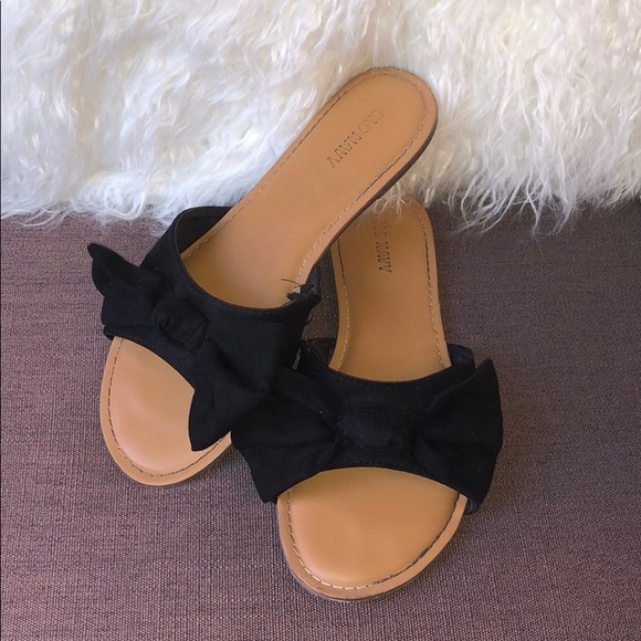 bow tie sandals